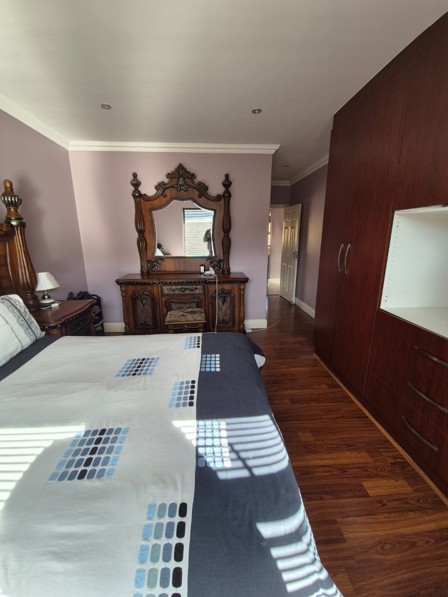 3 Bedroom Property for Sale in Weybridge Park Eastern Cape